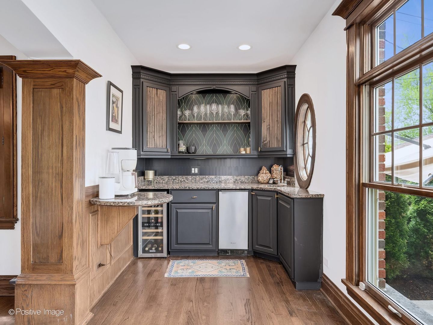 422 S Prospect Avenue, Elmhurst, IL 60126