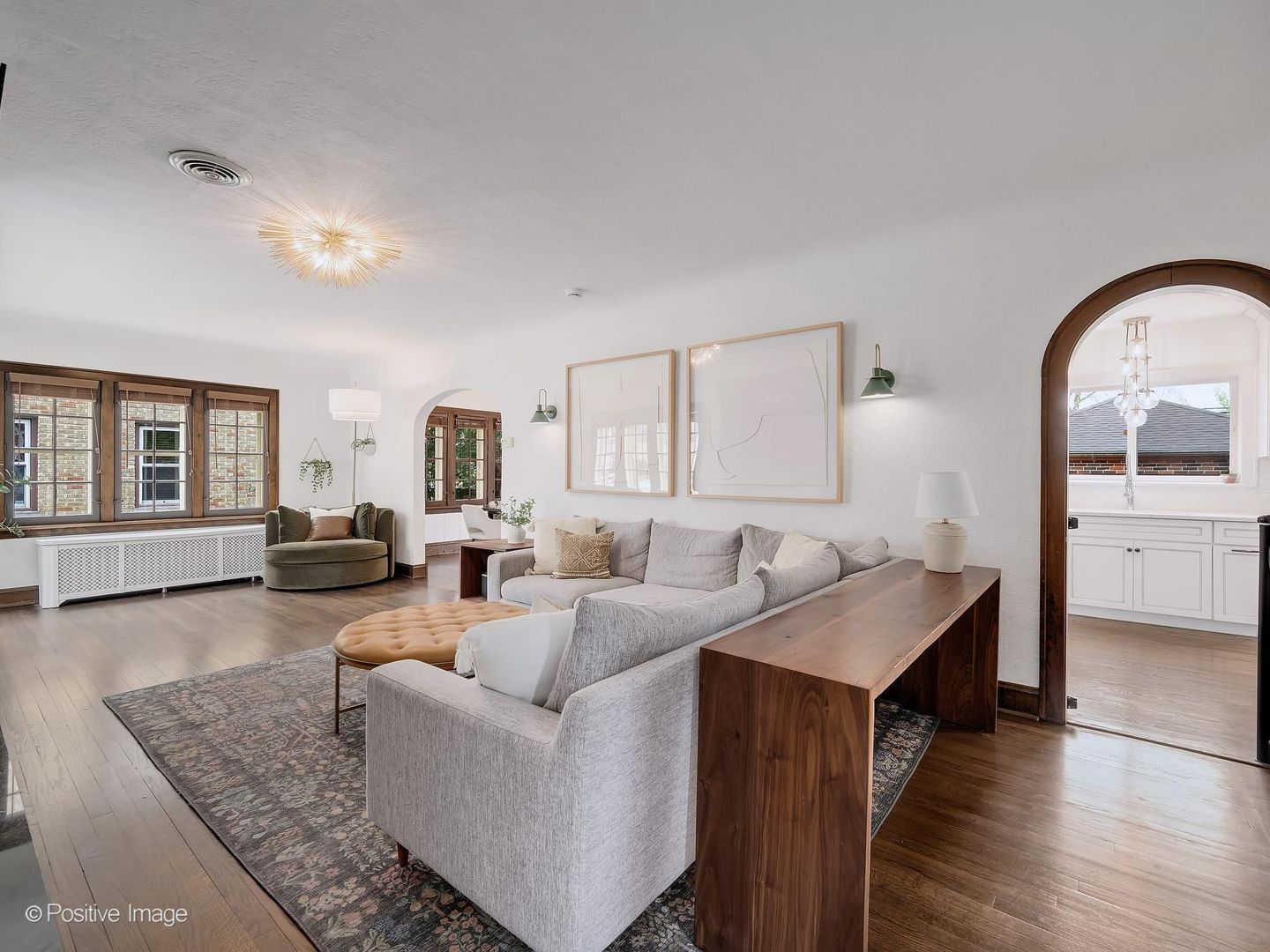 422 S Prospect Avenue, Elmhurst, IL 60126