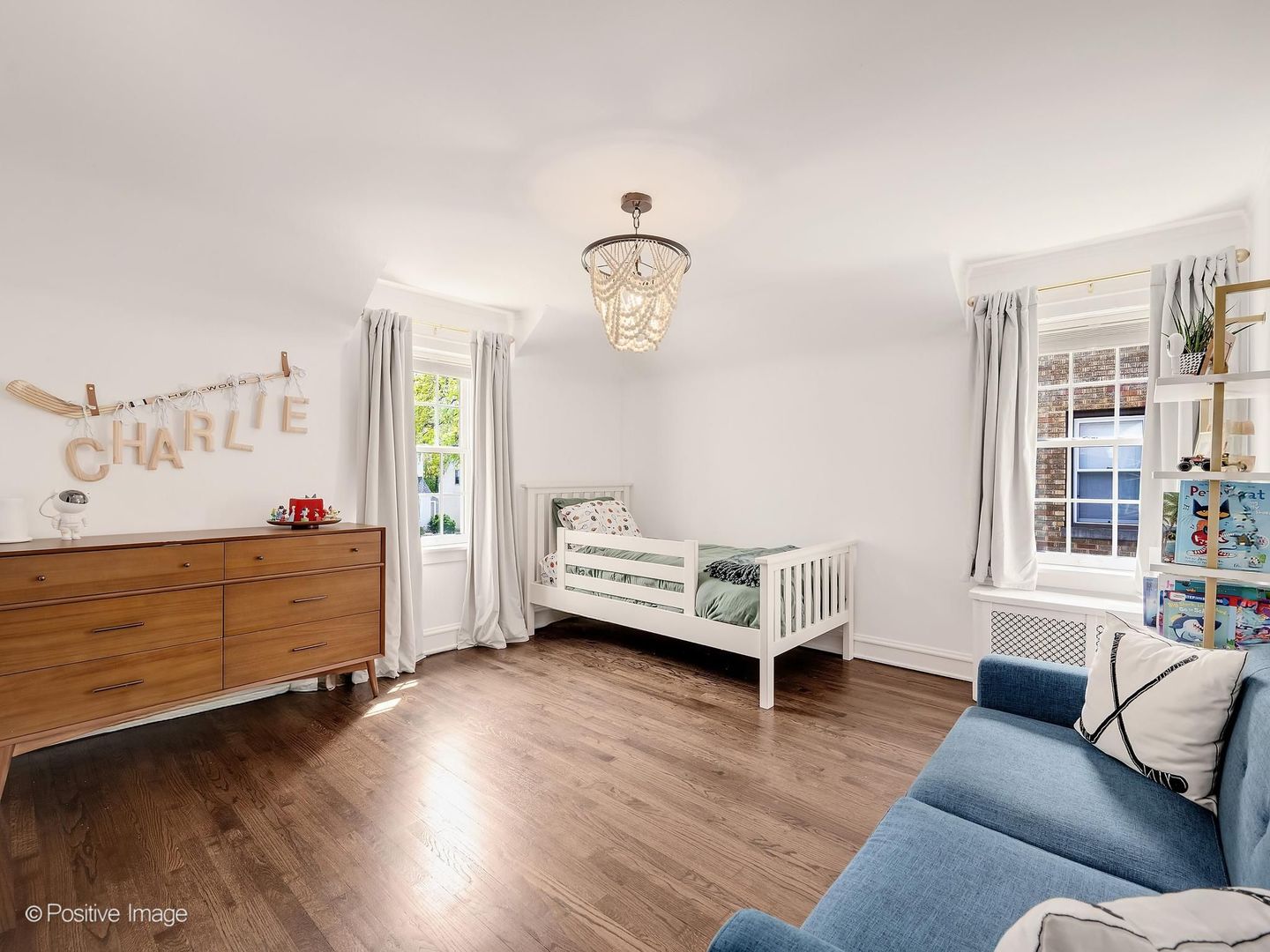 422 S Prospect Avenue, Elmhurst, IL 60126