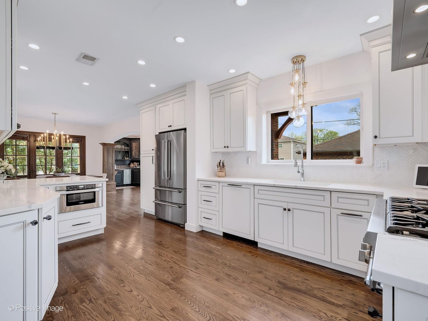 422 S Prospect Avenue, Elmhurst, IL 60126