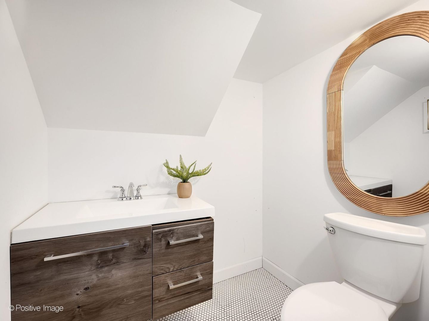 422 S Prospect Avenue, Elmhurst, IL 60126