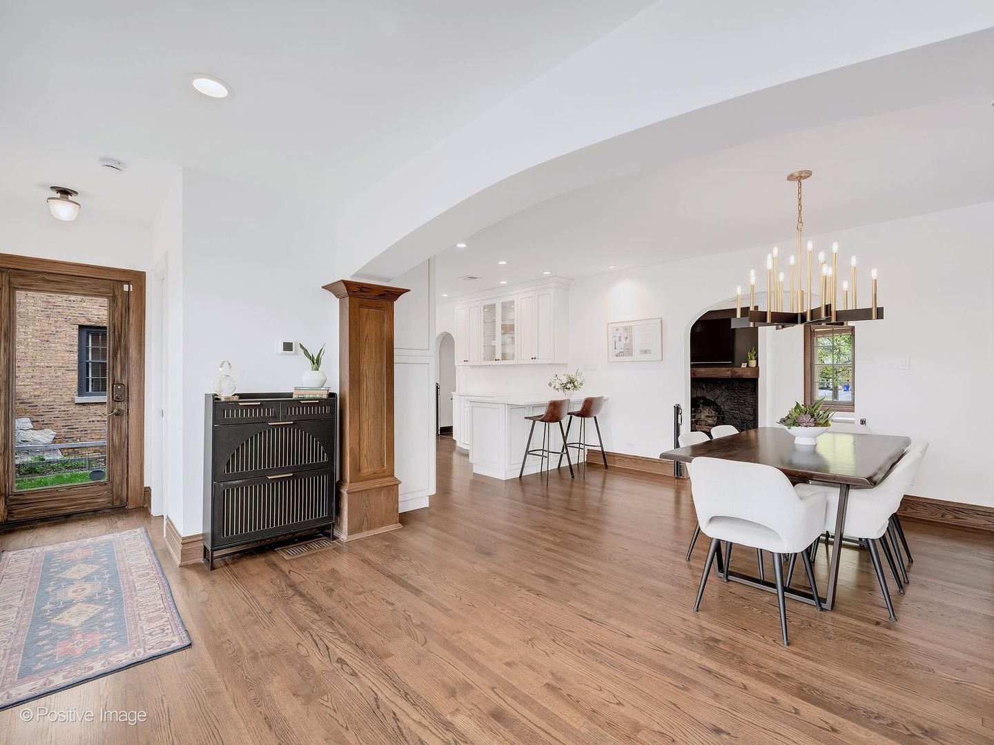 422 S Prospect Avenue, Elmhurst, IL 60126