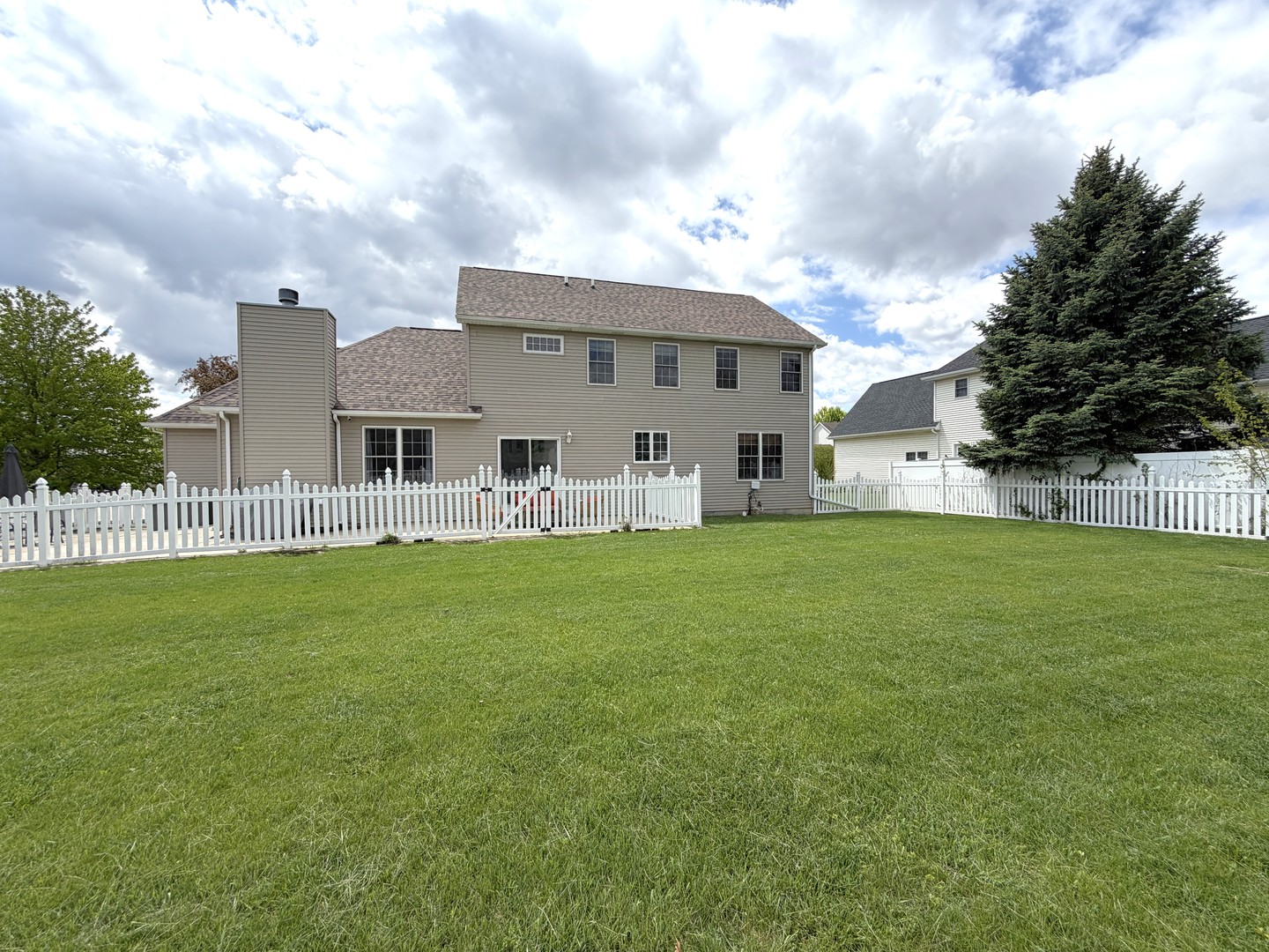 808 E Margaret Lane, Bourbonnais, IL 60914