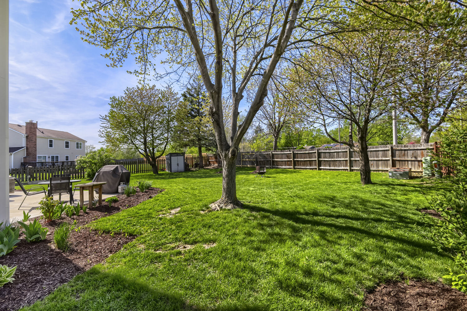 1310 W Darlington Circle, Hoffman Estates, IL 60169