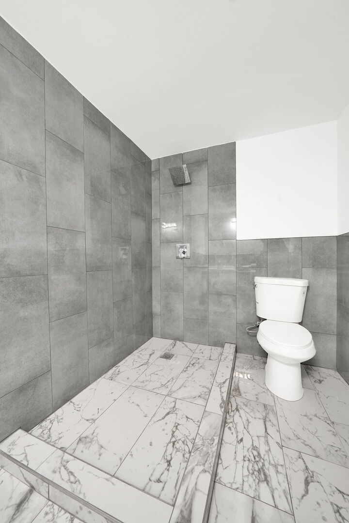 11440 S Indiana Avenue, Chicago, IL 60628