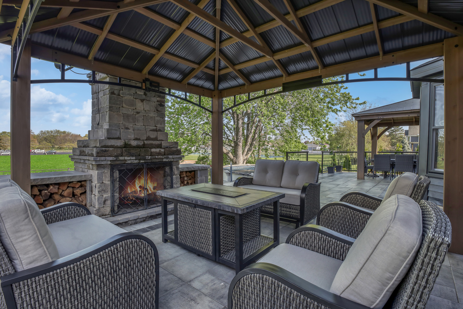 810 Kent Circle, Bartlett, IL 60103