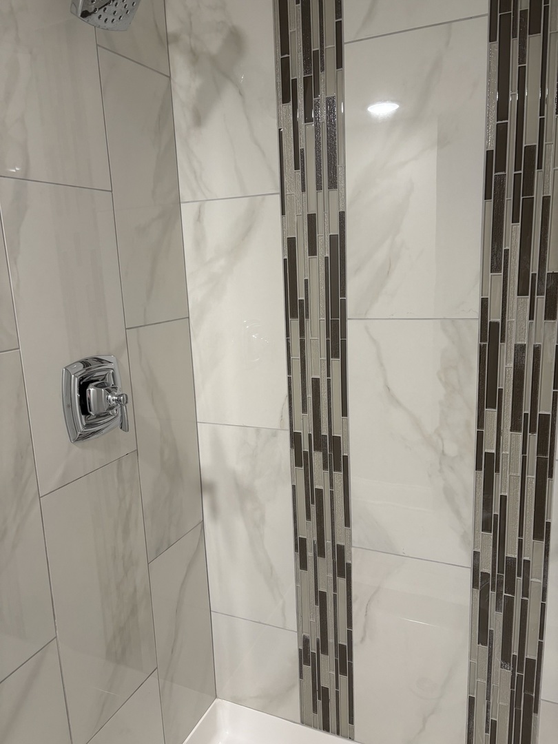 7737 S Champlain Avenue, Chicago, IL 60619