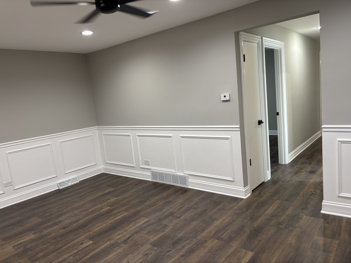 7737 S Champlain Avenue, Chicago, IL 60619