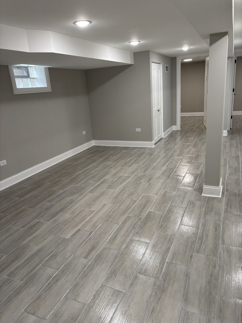 7737 S Champlain Avenue, Chicago, IL 60619