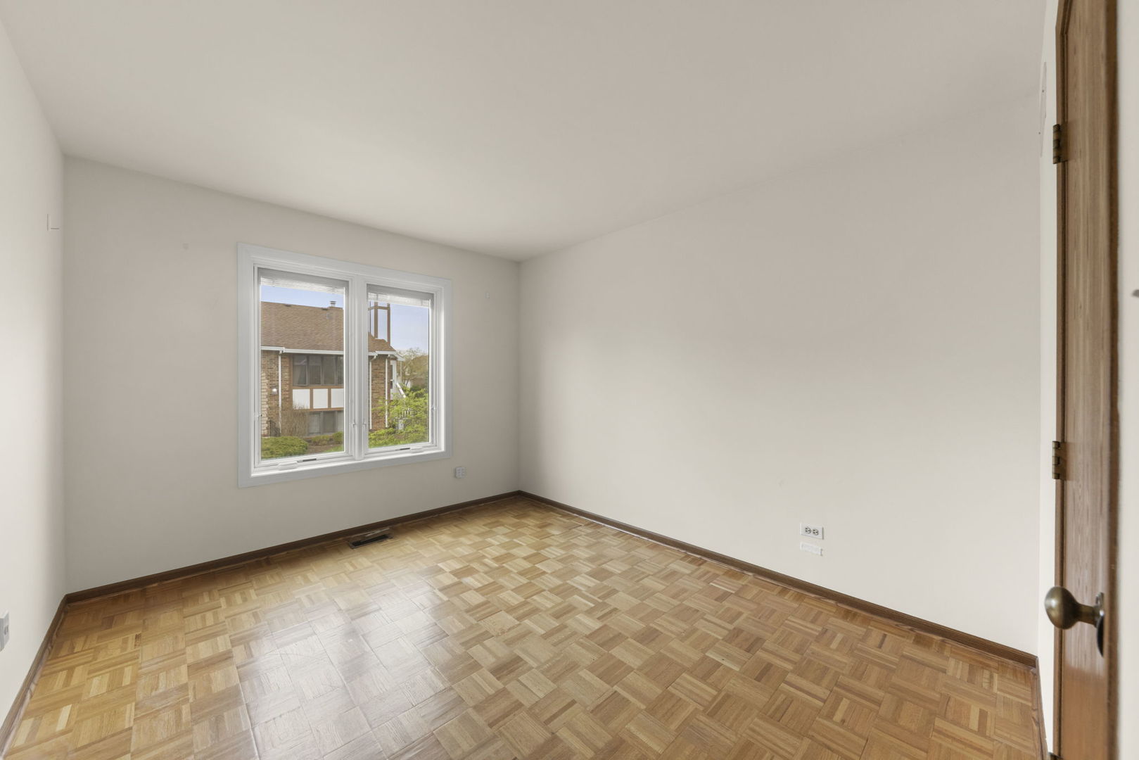 9371 Windsor Parkway #160, Tinley Park, IL 60487