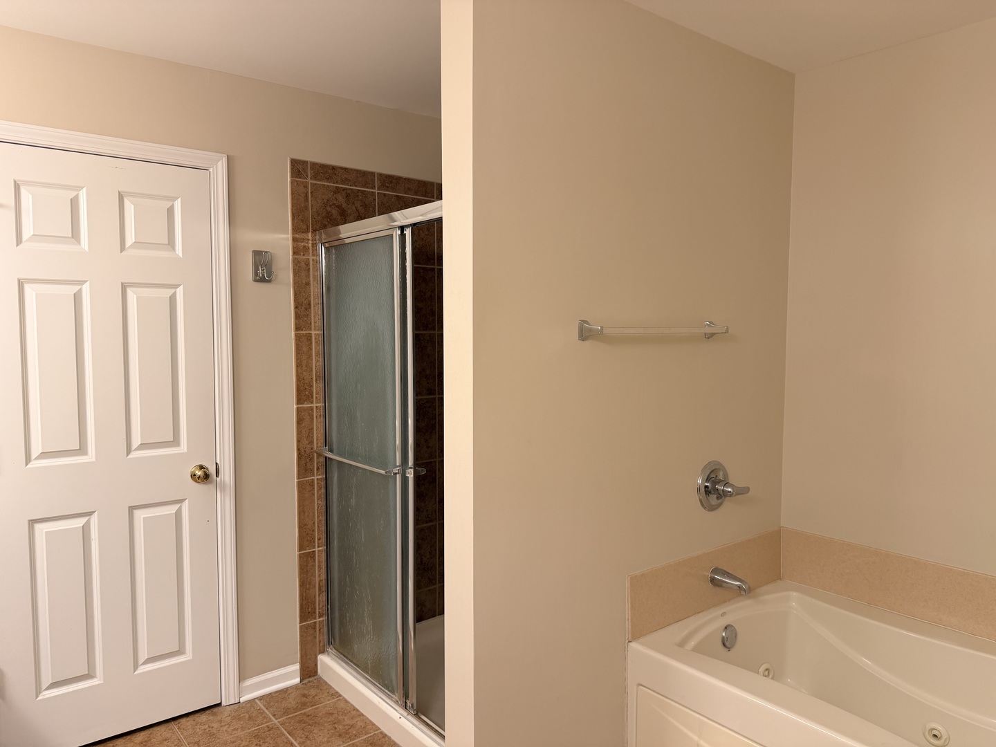1974 CRENSHAW Circle #1974, Vernon Hills, IL 60061