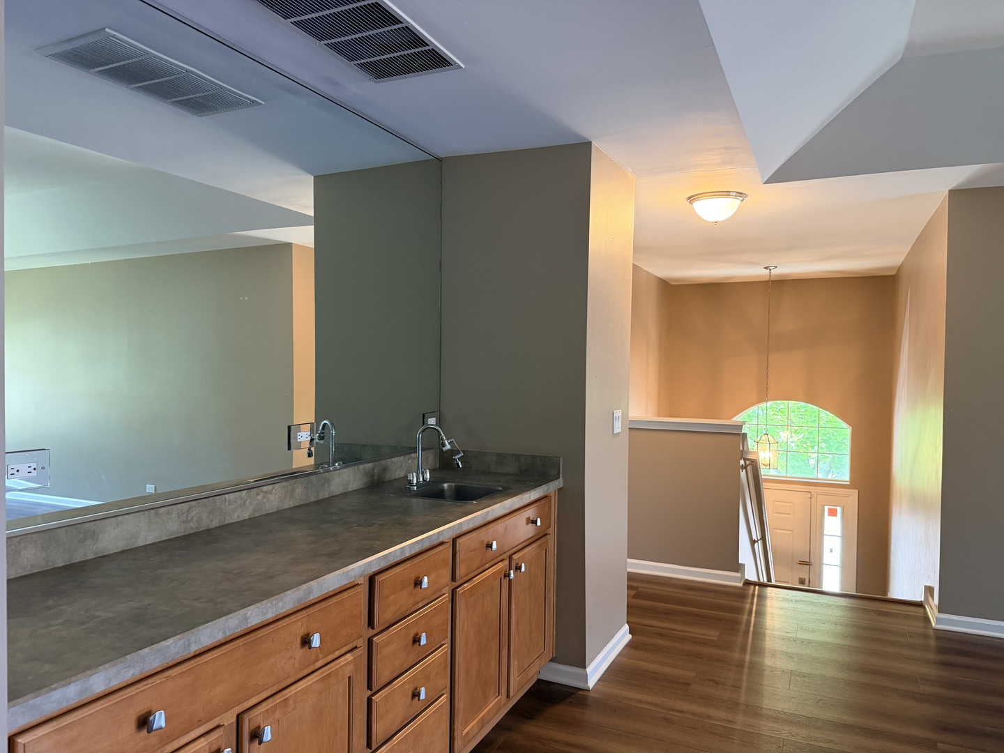 1974 CRENSHAW Circle #1974, Vernon Hills, IL 60061