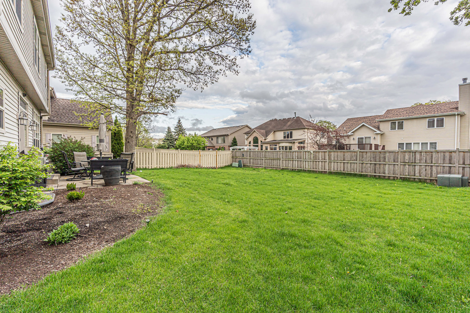 456 Arbor Lane, Wood Dale, IL 60191