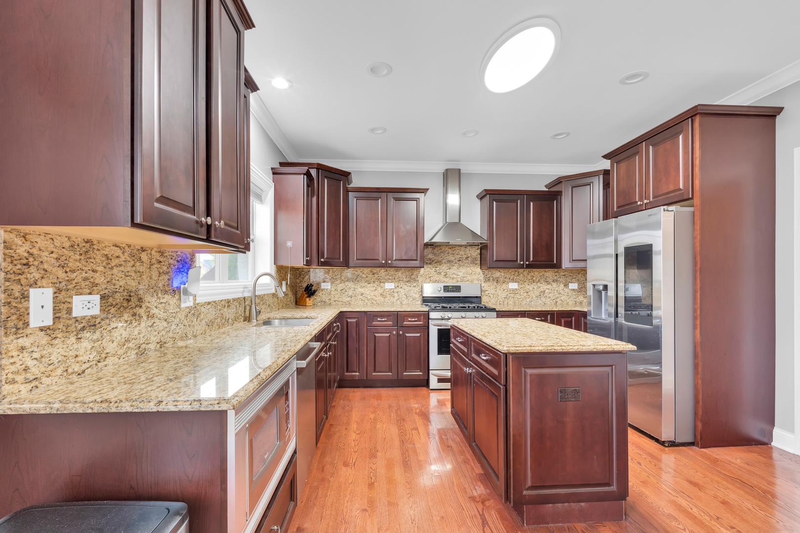 456 Arbor Lane, Wood Dale, IL 60191