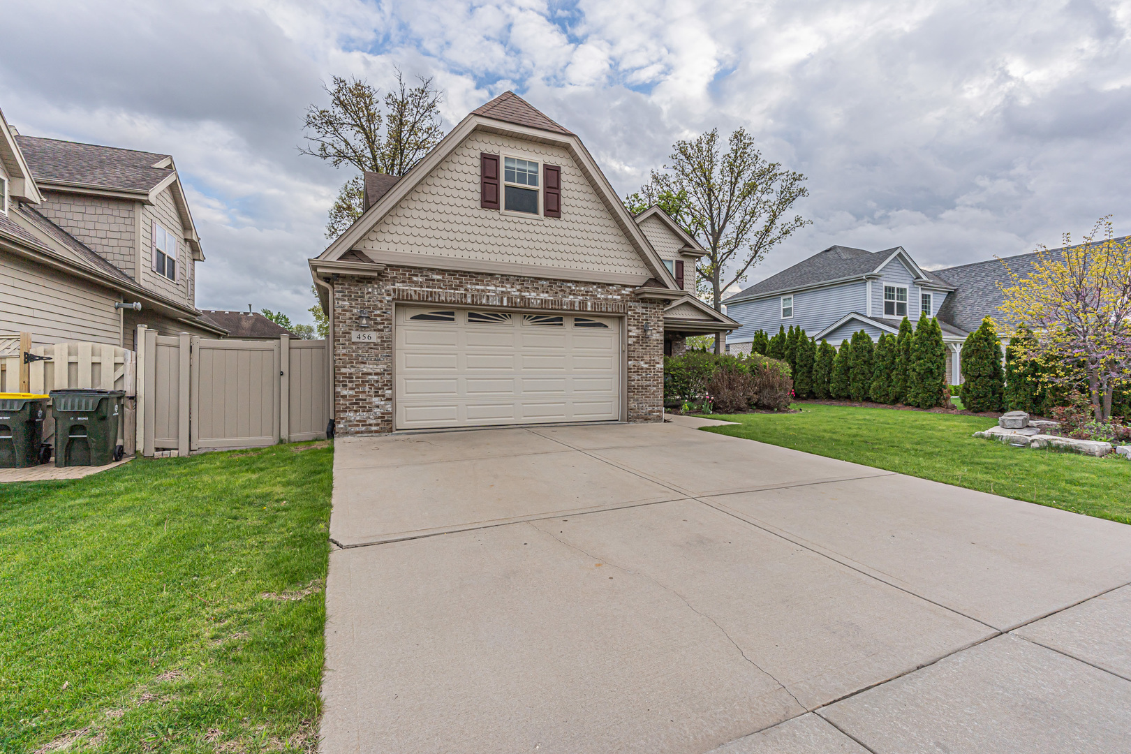456 Arbor Lane, Wood Dale, IL 60191