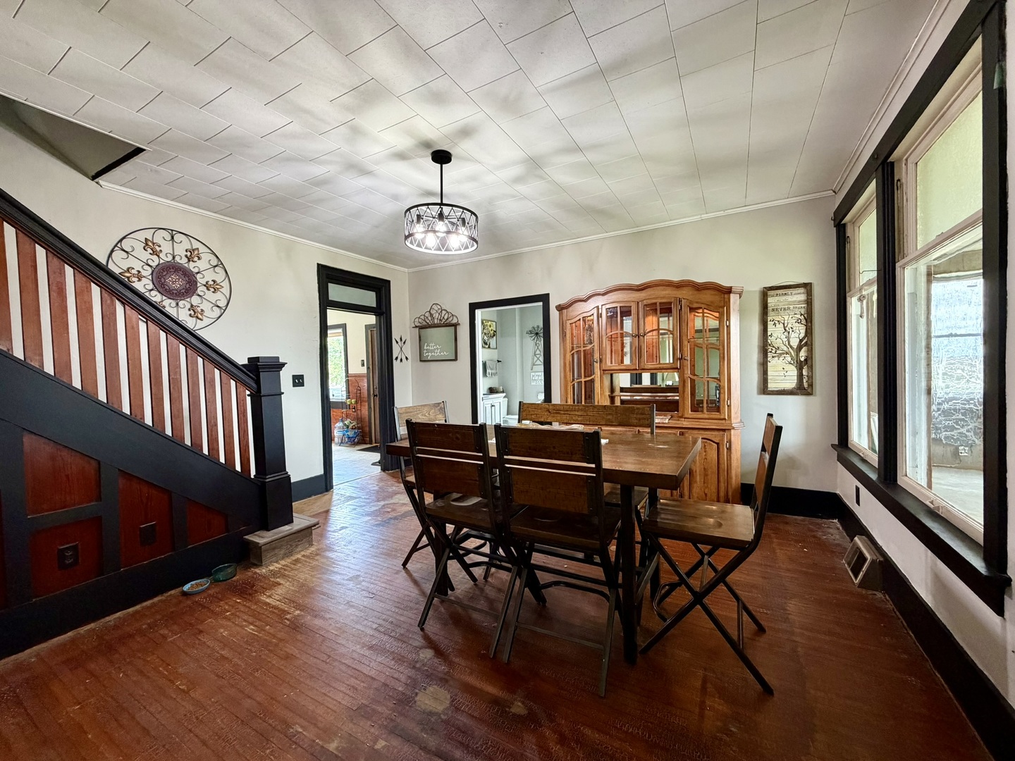 17767 2400 N Avenue, Wyanet, IL 61379