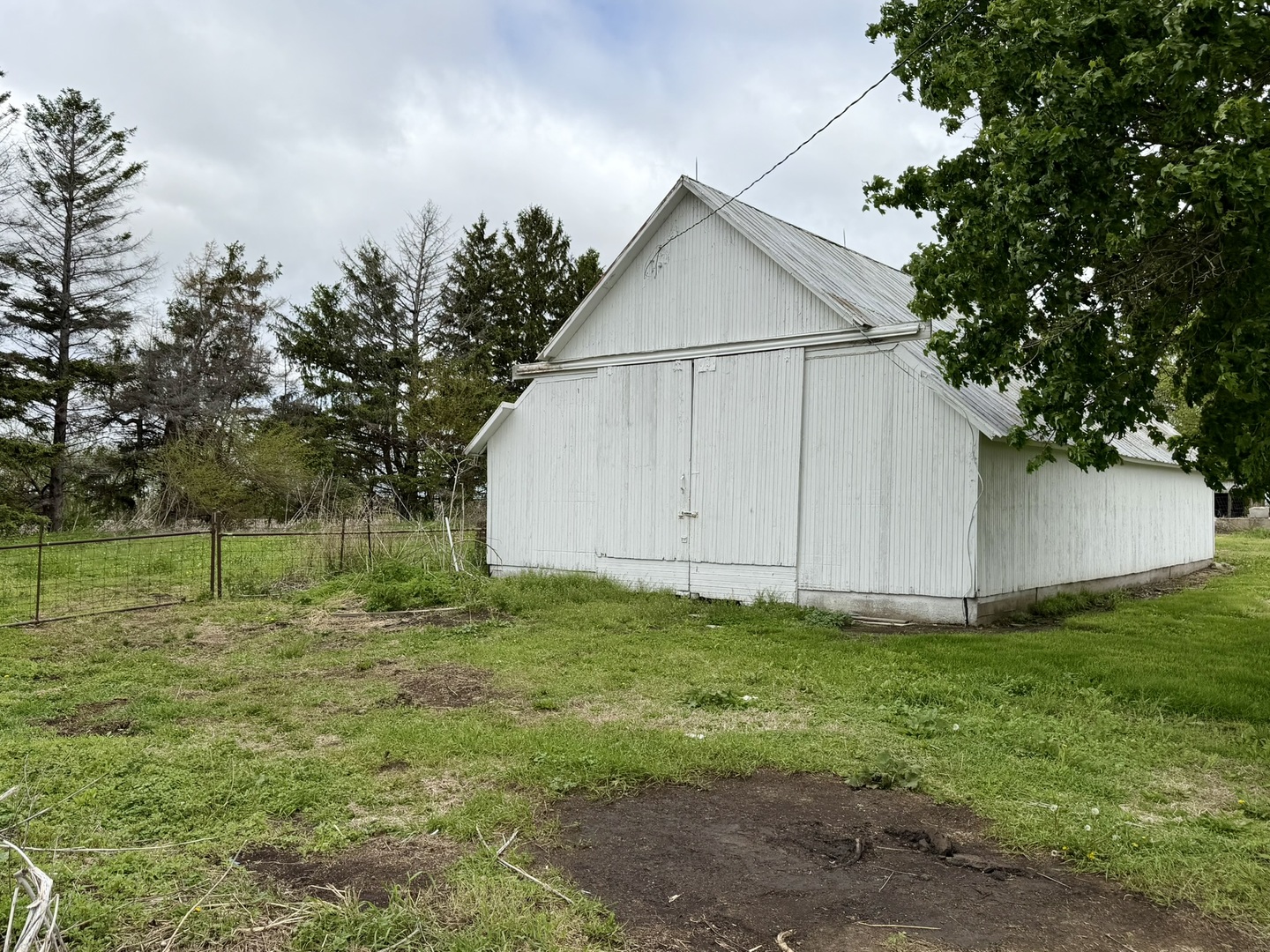 17767 2400 N Avenue, Wyanet, IL 61379