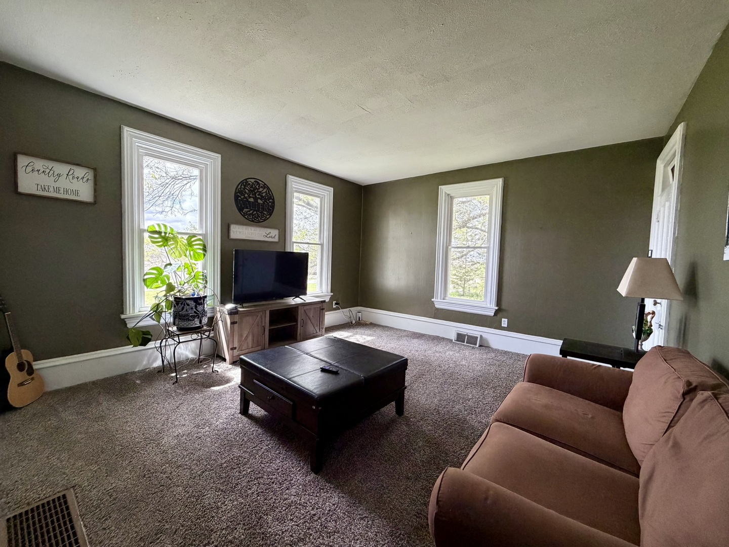 17767 2400 N Avenue, Wyanet, IL 61379