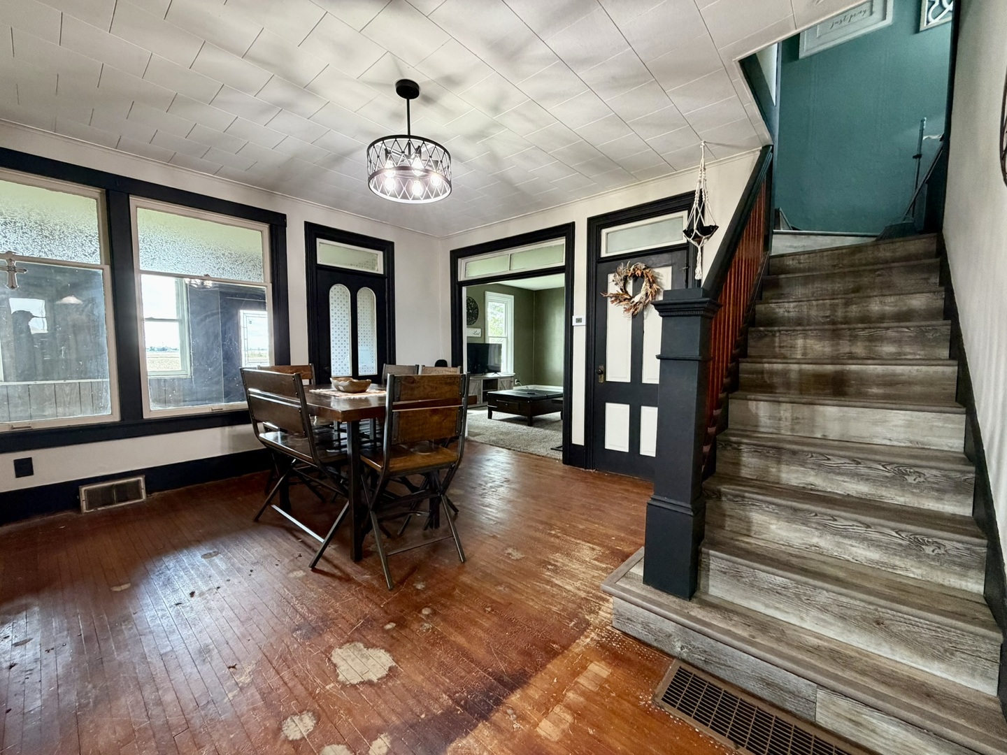 17767 2400 N Avenue, Wyanet, IL 61379