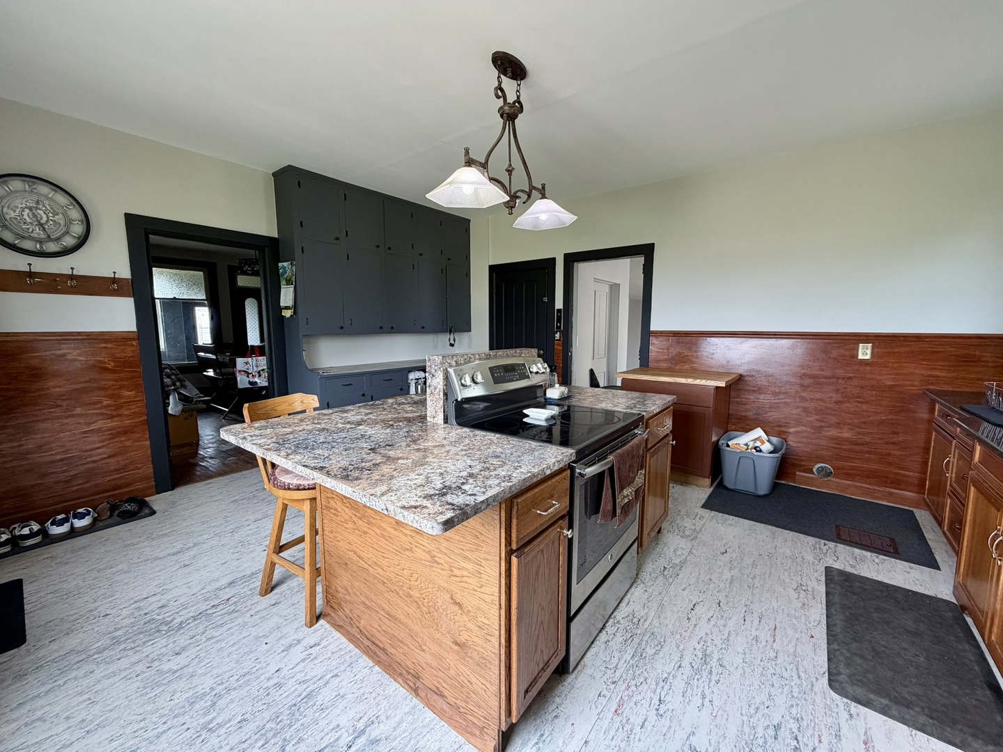 17767 2400 N Avenue, Wyanet, IL 61379