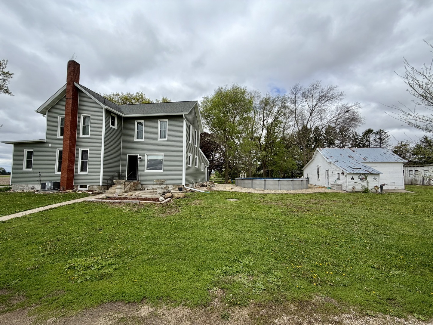 17767 2400 N Avenue, Wyanet, IL 61379