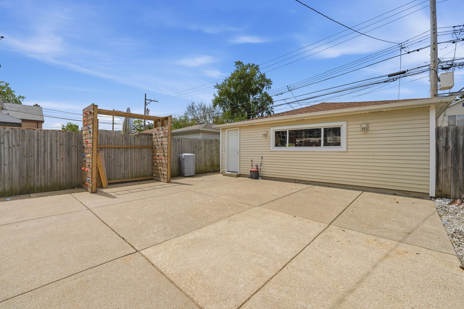 3416 N Oriole Avenue, Chicago, IL 60634