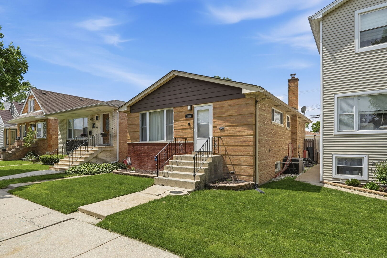 3416 N Oriole Avenue, Chicago, IL 60634