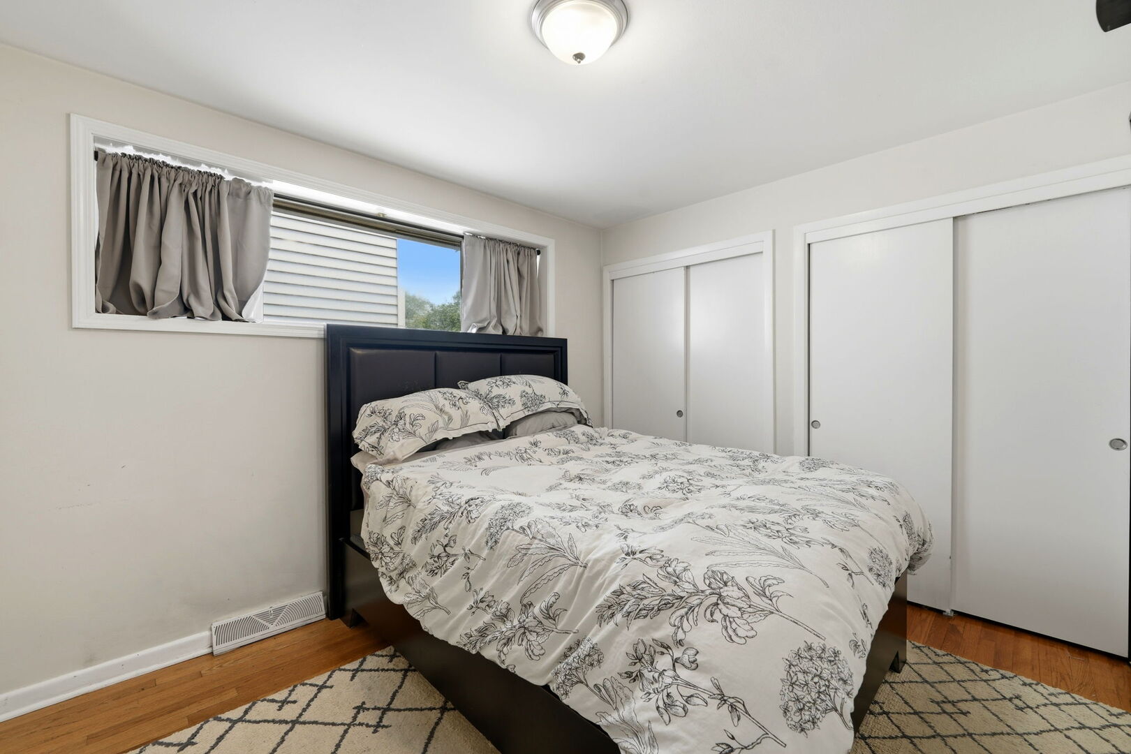 3416 N Oriole Avenue, Chicago, IL 60634