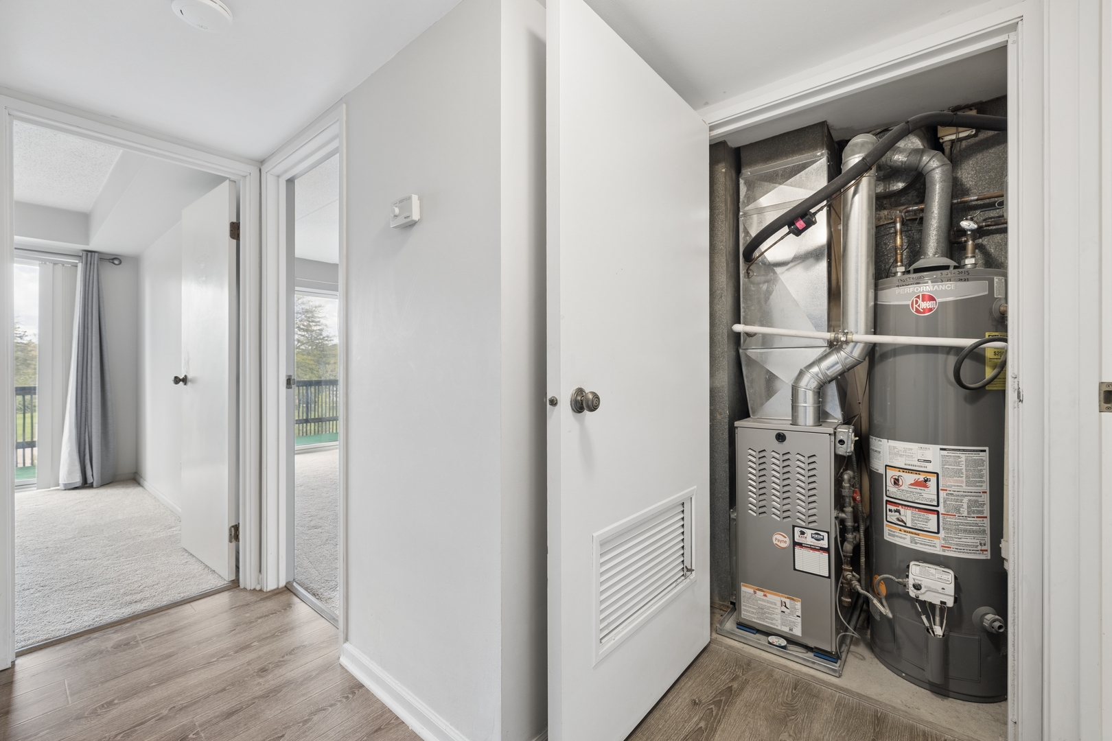 8025 Woodglen Lane #403, Downers Grove, IL 60516