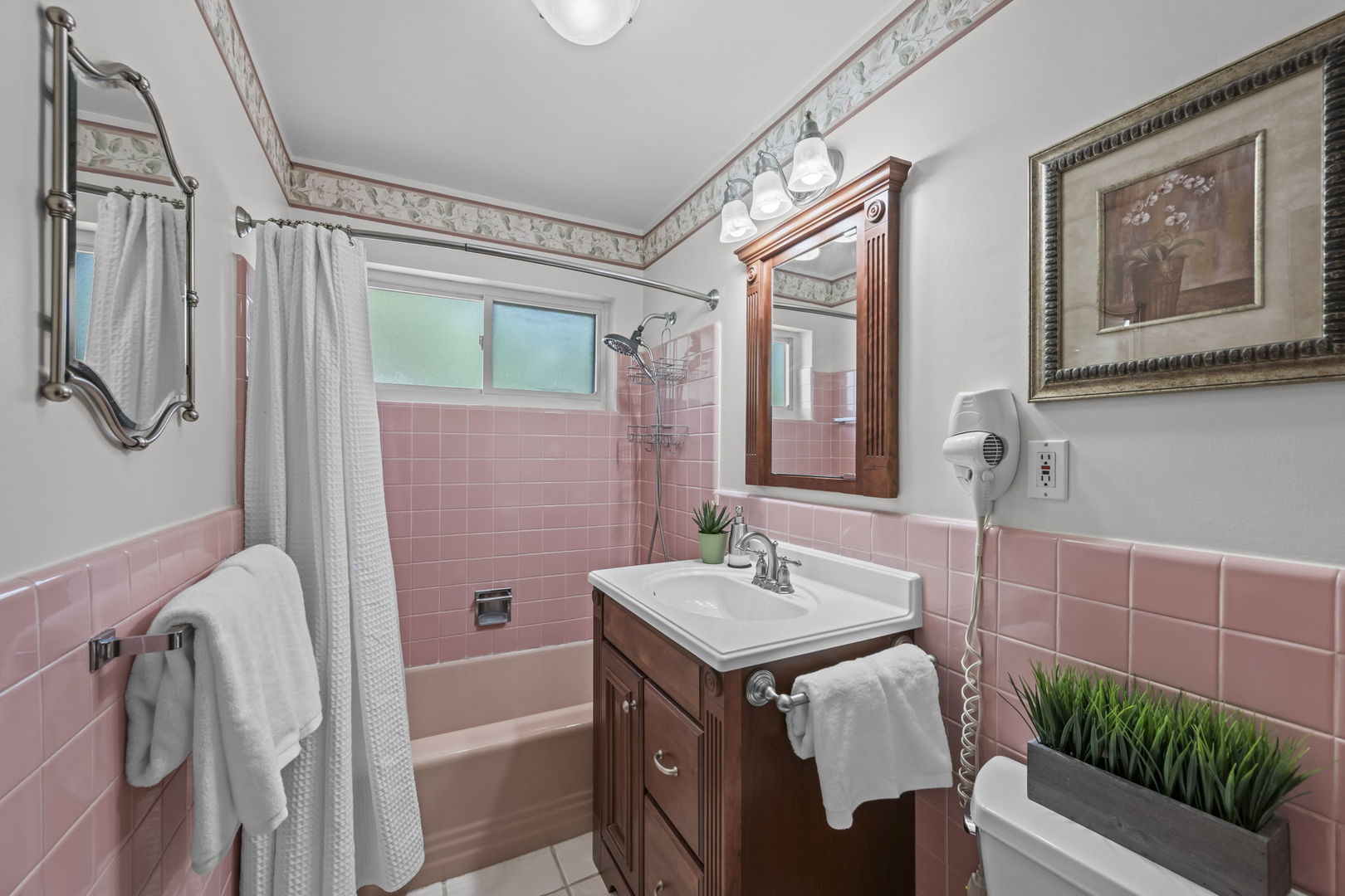 827 N Gibbons Avenue, Arlington Heights, IL 60004