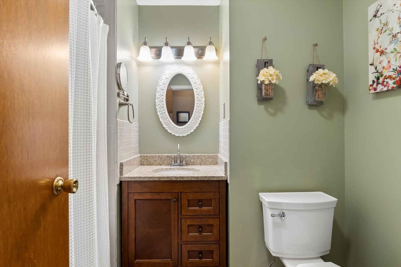 4 S Cypress Lane, North Aurora, IL 60542