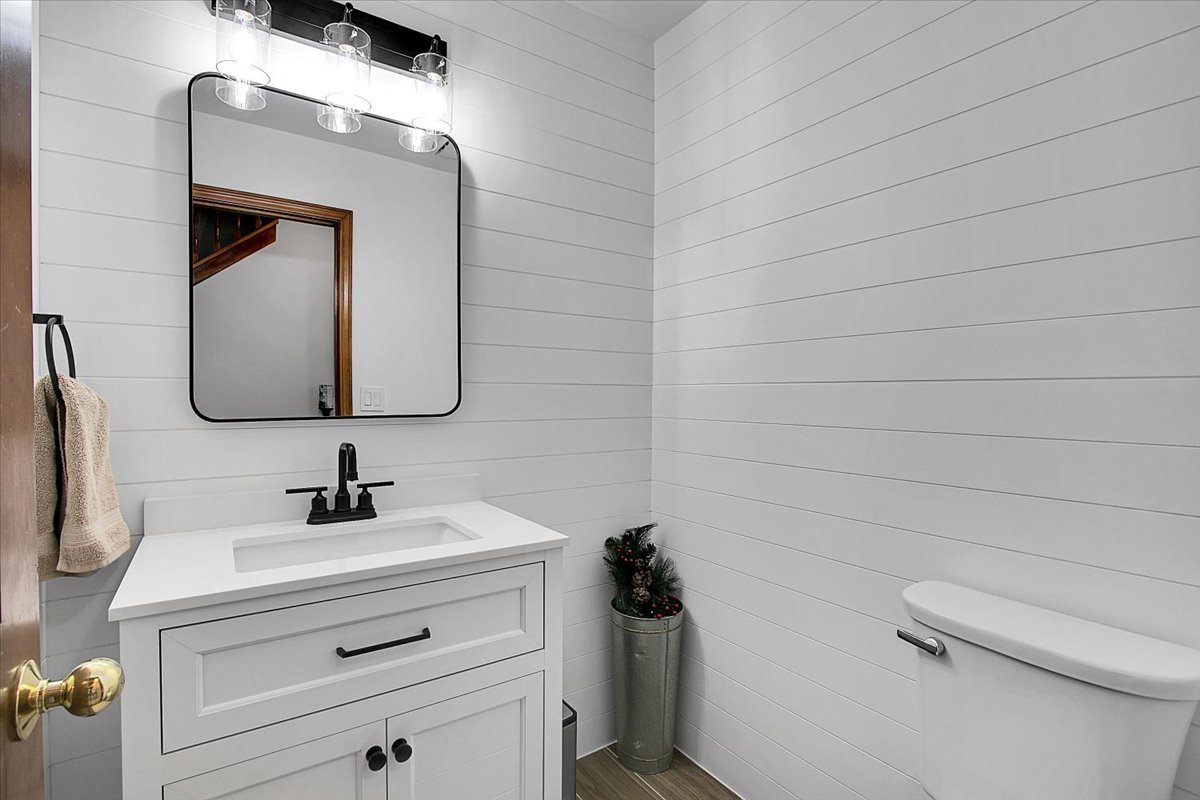 1450 Canter Lane, Bartlett, IL 60103