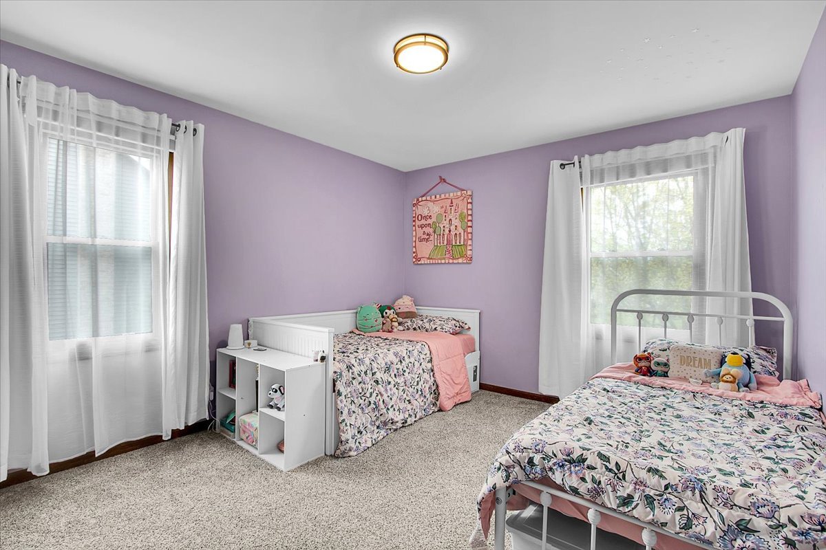 1450 Canter Lane, Bartlett, IL 60103