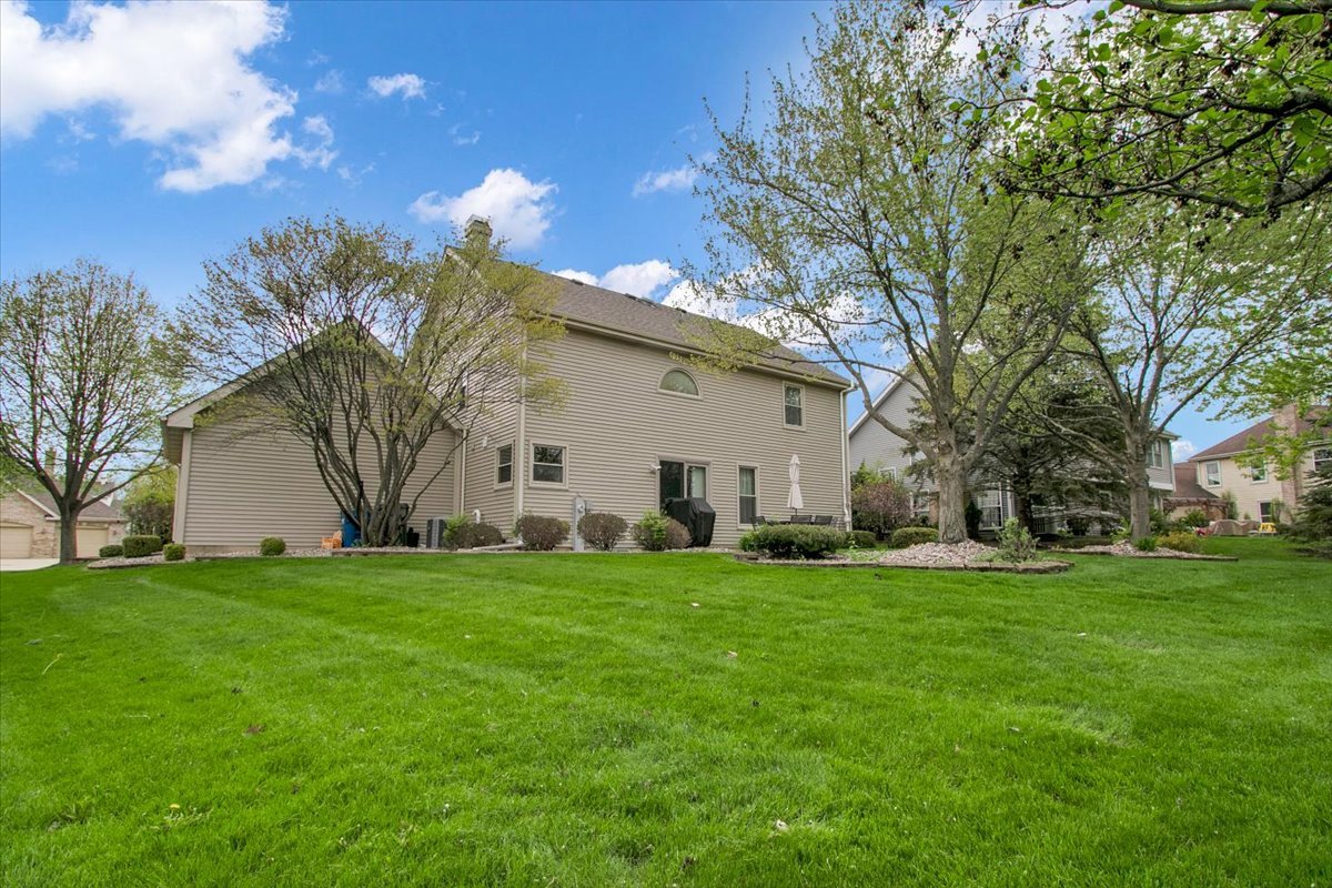 1450 Canter Lane, Bartlett, IL 60103