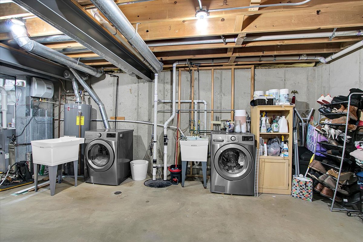 1450 Canter Lane, Bartlett, IL 60103