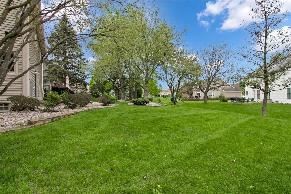 1450 Canter Lane, Bartlett, IL 60103