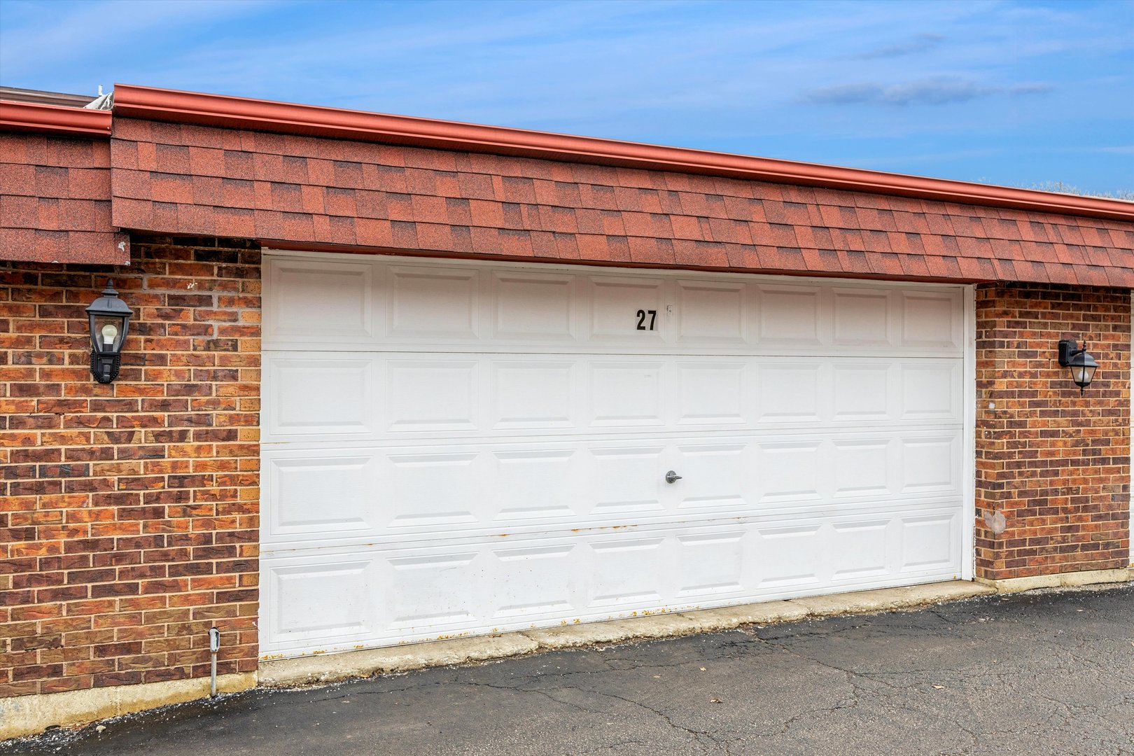 9430 Greenbriar Drive #2H, Hickory Hills, IL 60457