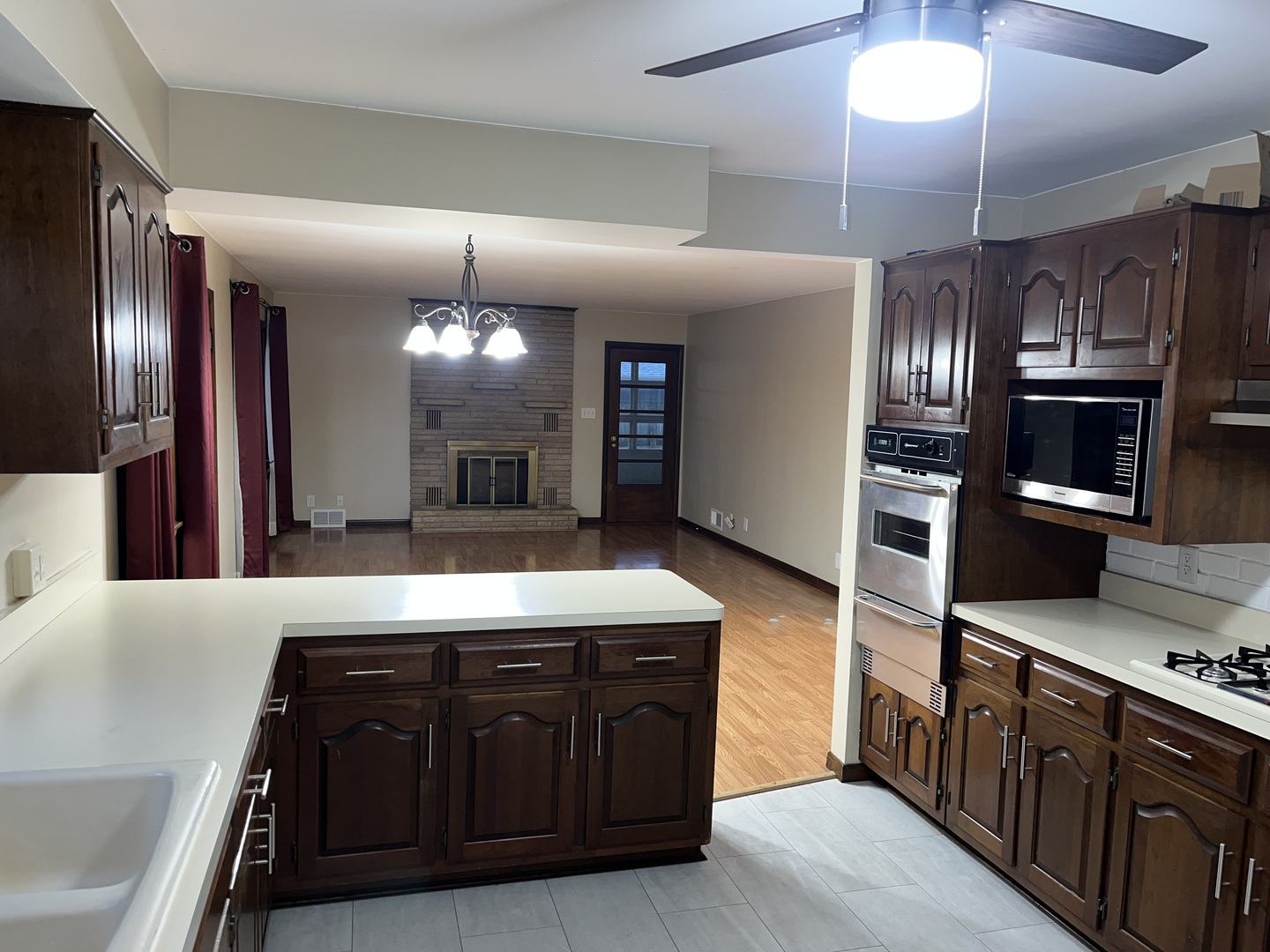 322 Freehauf Street, Lemont, IL 60439
