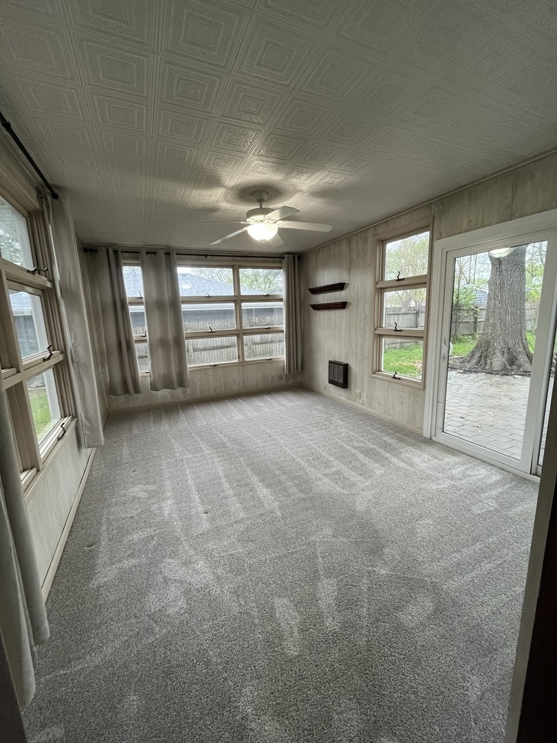 322 Freehauf Street, Lemont, IL 60439