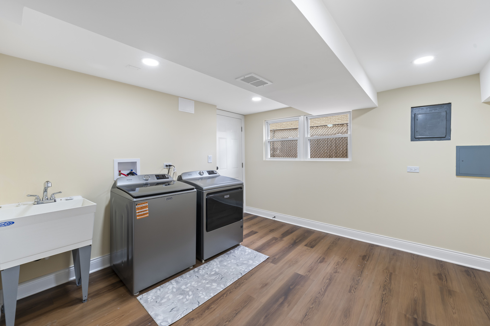 10403 Broadmoor Drive, Palos Hills, IL 60465