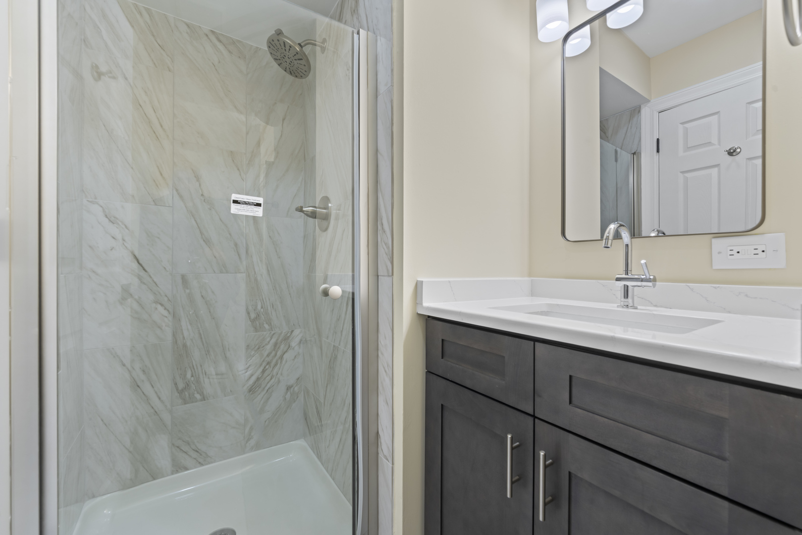 10403 Broadmoor Drive, Palos Hills, IL 60465