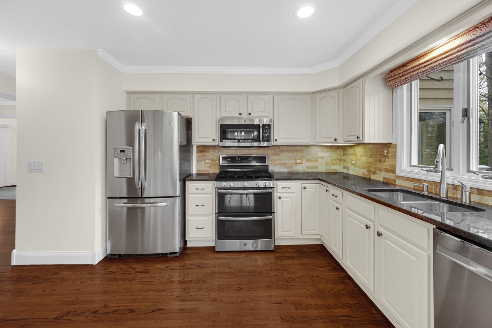 613 Ford Lane, Bartlett, IL 60103