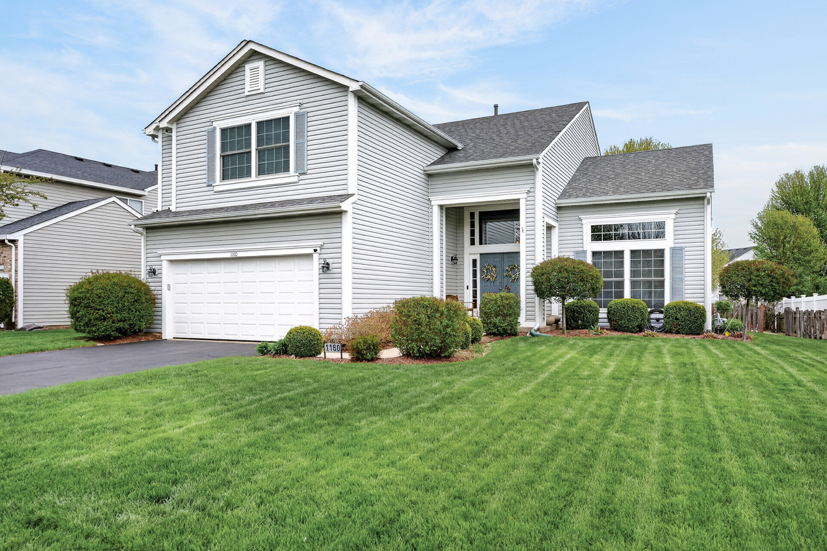 1160 Heavens Gate, Lake In The Hills, IL 60156