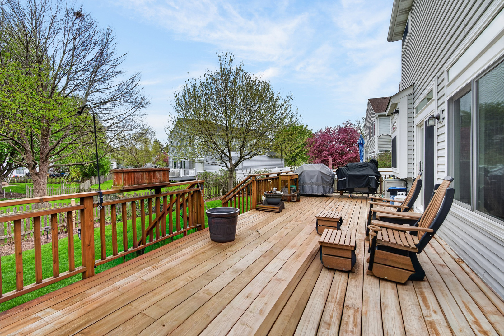 1160 Heavens Gate, Lake In The Hills, IL 60156