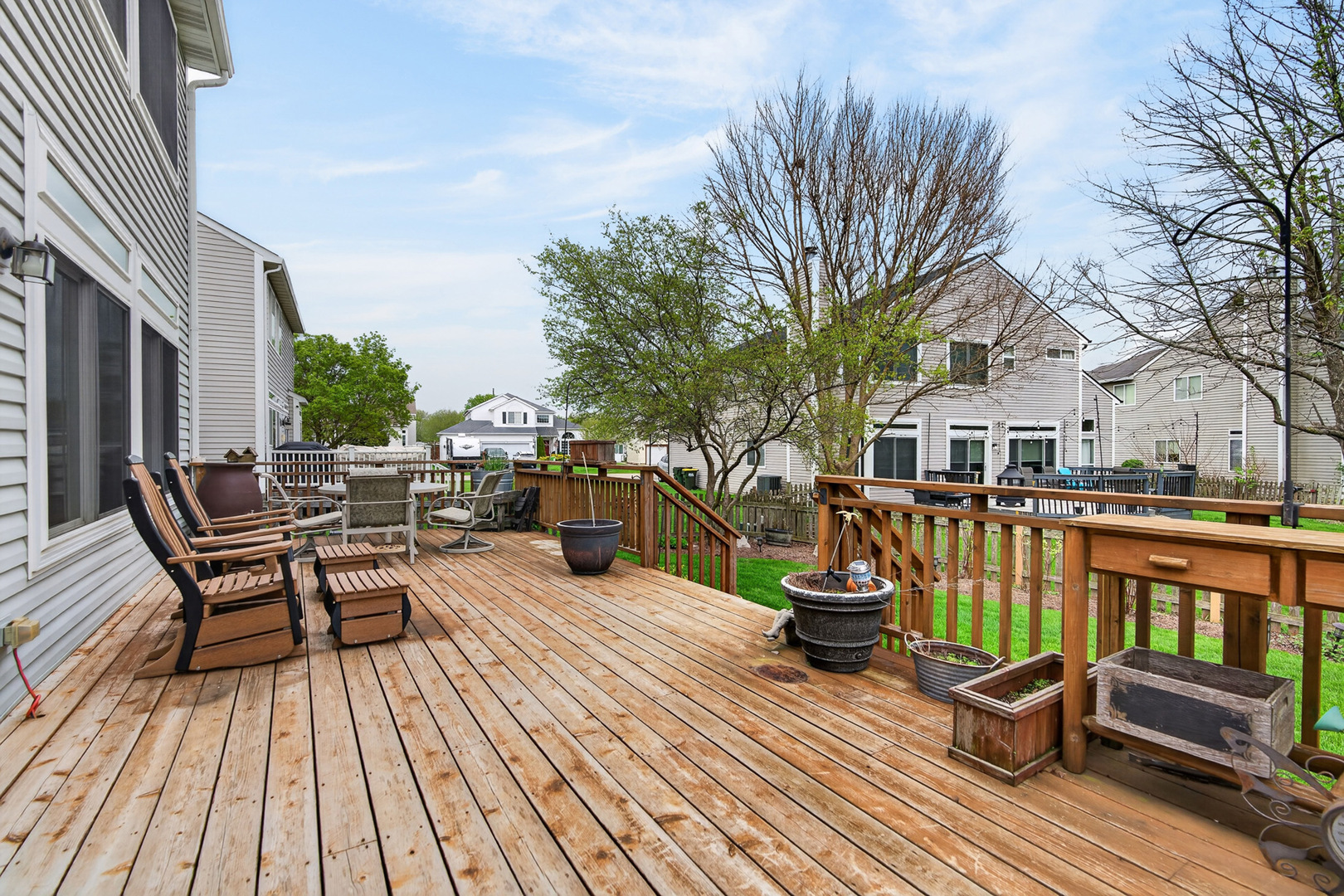 1160 Heavens Gate, Lake In The Hills, IL 60156