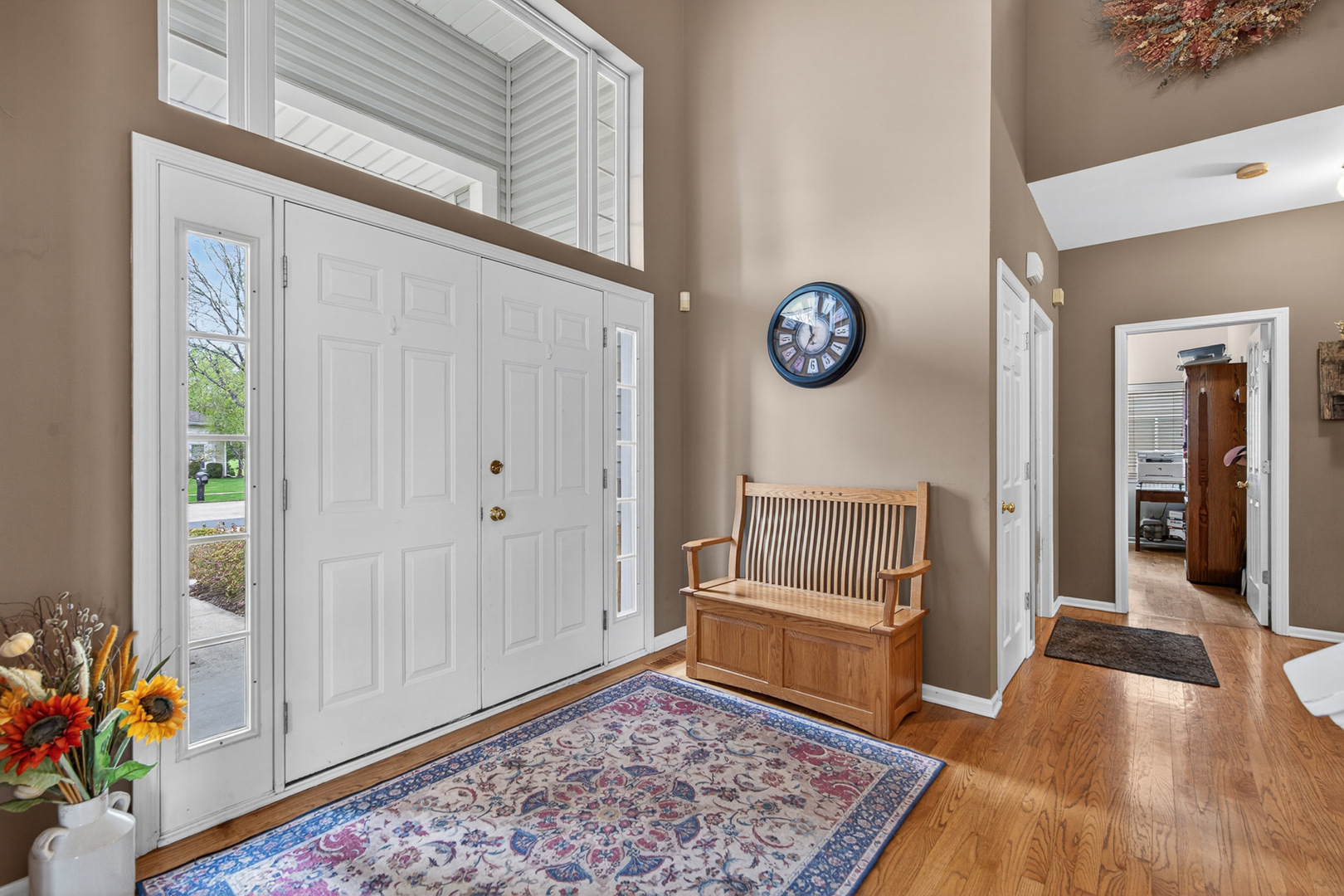 1160 Heavens Gate, Lake In The Hills, IL 60156