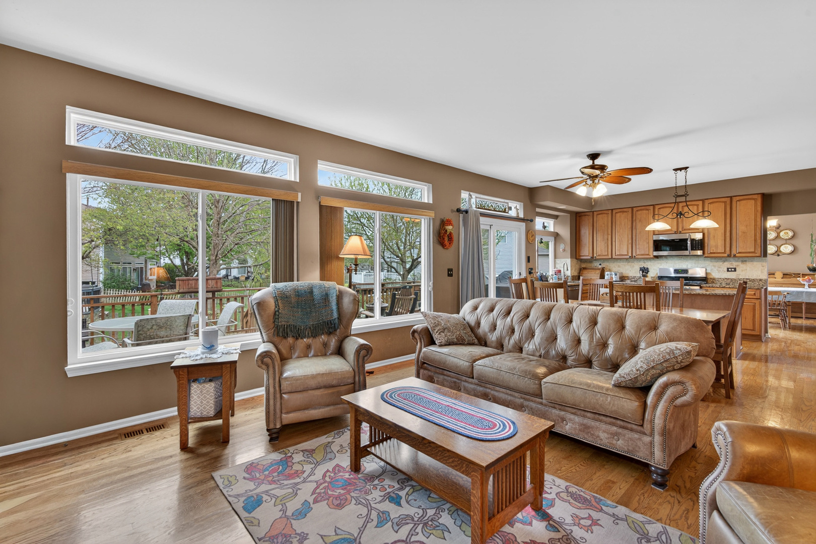 1160 Heavens Gate, Lake In The Hills, IL 60156