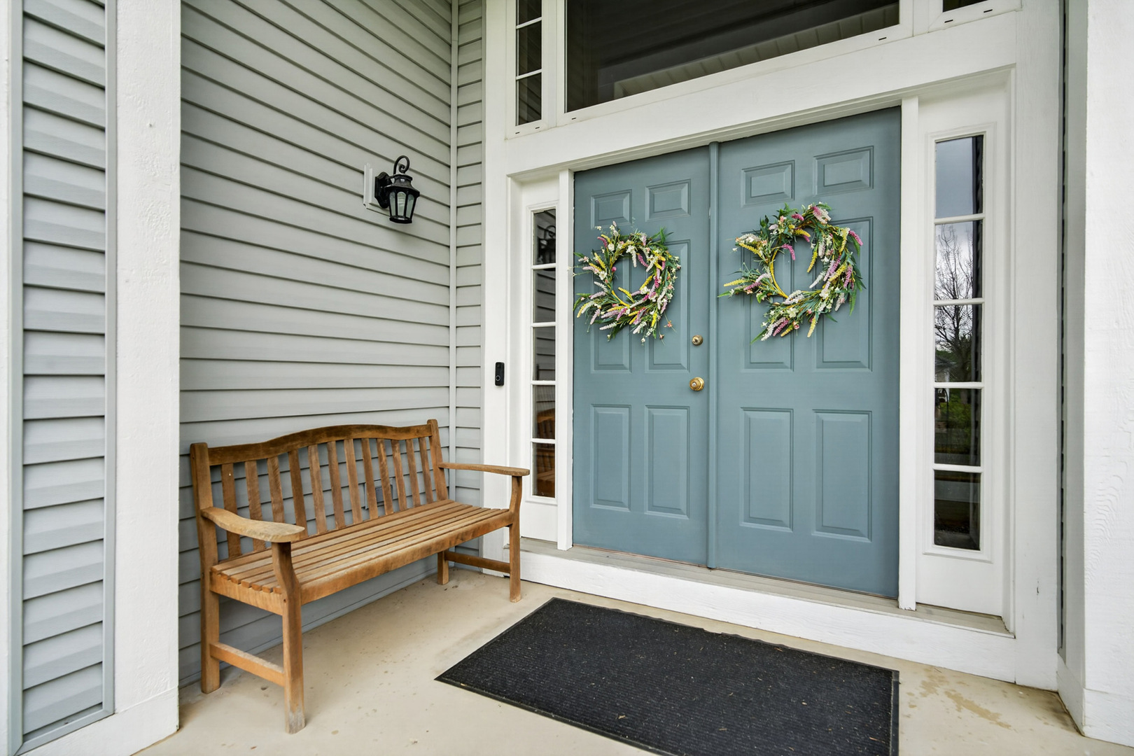 1160 Heavens Gate, Lake In The Hills, IL 60156