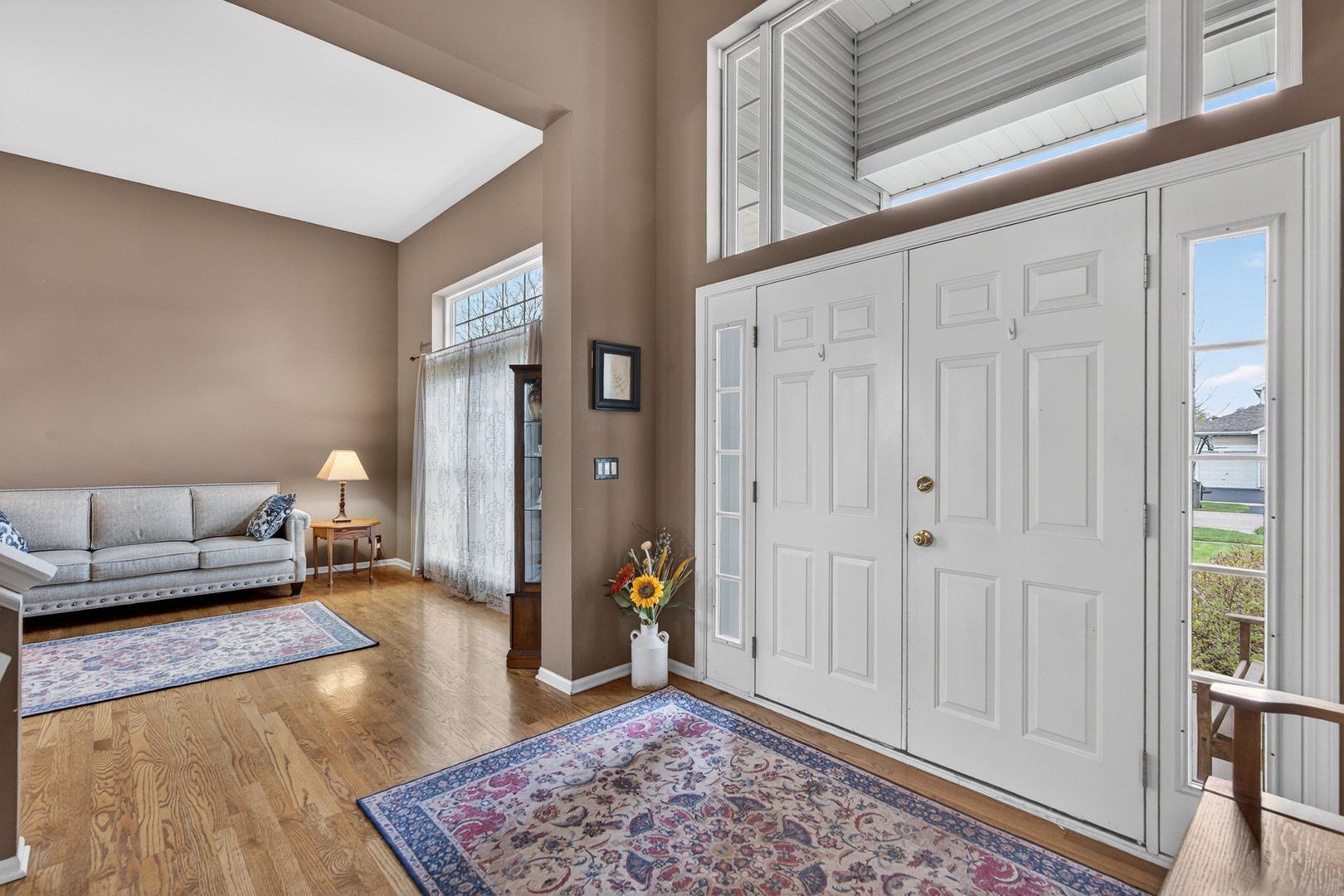 1160 Heavens Gate, Lake In The Hills, IL 60156