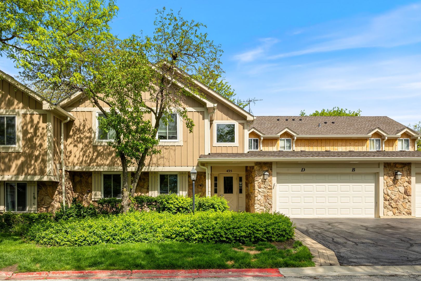 435 Sandpiper Court #A, Aurora, IL 60504